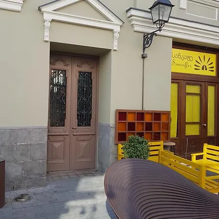 Apartament On Aghmashenebeli 26 Tbilisi Exterior photo